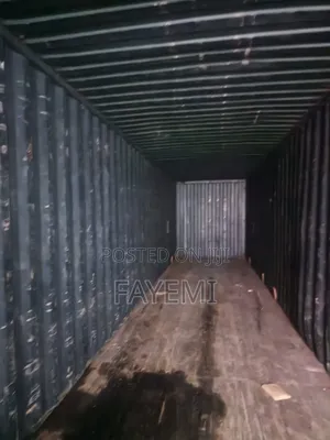 Clean Used 40ft Shipping Containers Available