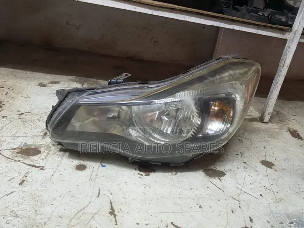 Subaru Impreza GP2 Xenon Headlight (Iliyotumika) - 1