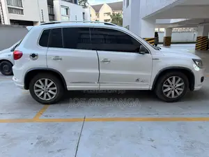 Volkswagen Tiguan SE Sunroof & Nav 2013 White