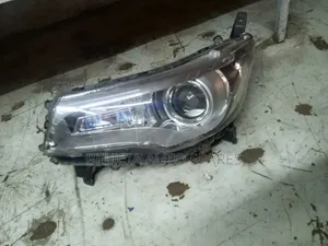 Nissan Dayz Xenon Headlight (2014)