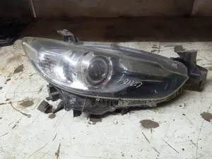 Mazda Atenza 2014 Xenon Headlights