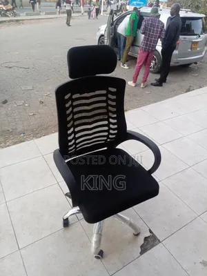 Boss Office Products Kiti cha Ofisi cha Mgongo Juu chenye Headrest
