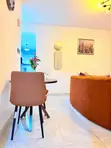 Nyumba ya Airbnb ya Chumba 1 Utawala | WiFi, Netflix & Parking - 3