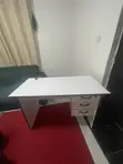 Set ya Meza na Kiti cha Ofisi - 3
