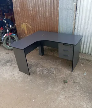 Modern Executive Desk / Front Views Reception Desk