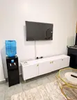 Ghorofa ya 1BR yenye Samani Lumumba Drive | WiFi, Rooftop & Parking - 3