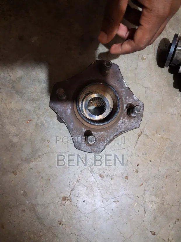 Nissan Tiida Wheel Hub - 4 Wheel Drive - 1