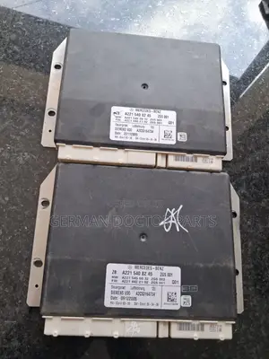 Mercedes-Benz W221 Airmatic Suspension Module