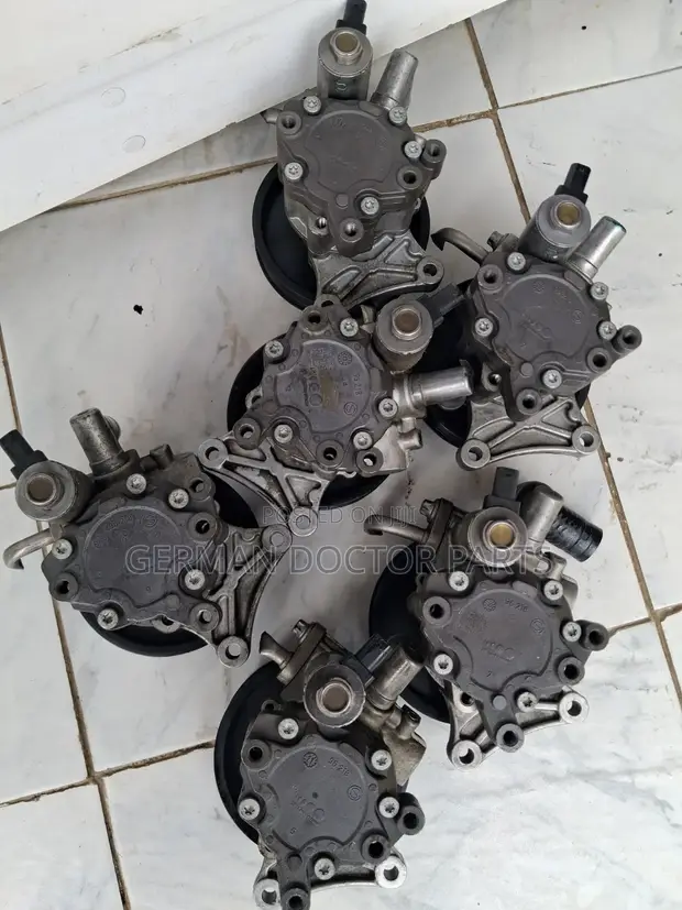 Mercedes-Benz M271 CGI Power Steering Pump - 1