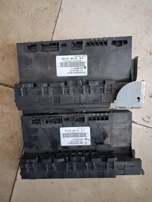 Mercedes-Benz W203 Rear SAM Module - 1