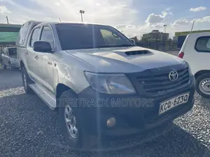 Toyota Hilux 2011 Double Cab