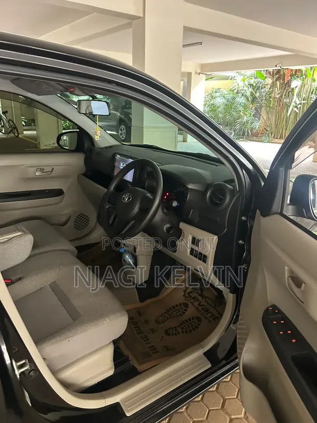 Toyota Passo 2018 Black - 1
