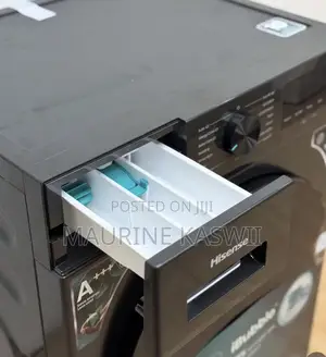 TCL 9kg Mashine ya Kufulia ya Mbele - Nyeusi