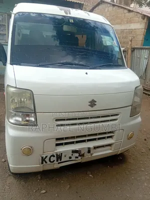 Suzuki Every Wagon 2012 Nyeupe