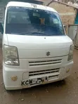 Suzuki Every Wagon 2012 White - 1
