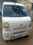 Suzuki Every Wagon 2012 White - 3