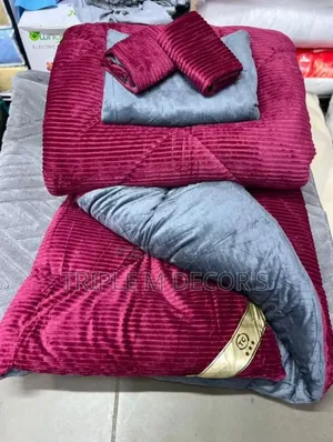 Complete 4-in-1 Velvet Duvet Set 6x7