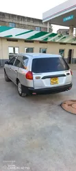 Nissan Advan 2003 Silver - 2