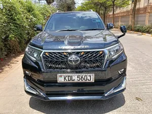 Toyota Land Cruiser Prado 2.7 2018 Nyeusi