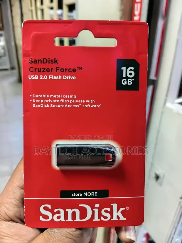 SanDisk 16GB Cruzer Force Flash Drive - 1