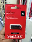 SanDisk Cruzer Force 4GB USB 2.0 Flash Drive - 3