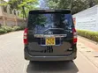 Toyota Noah 2.0 158hp FWD (8 Seater) 2012 Nyeusi - 2