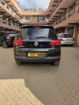 Volkswagen Tiguan 2013 Black - 5
