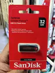 SanDisk Cruzer Force 32GB USB 2.0 Flash Drive - 3