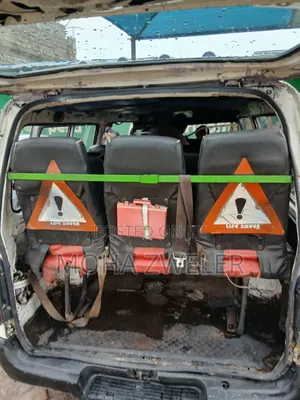 Toyota Grand HiAce 1999 White