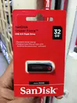 SanDisk Cruzer Force 32GB USB 2.0 Flash Drive - 4