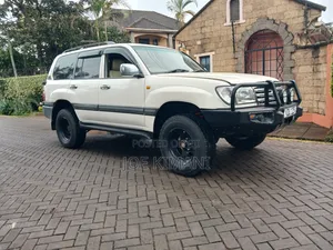 Toyota Land Cruiser VX 2004