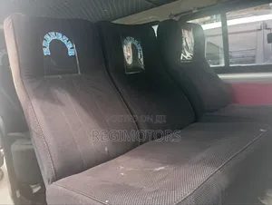 Toyota HiAce 2015 Dizeli Otomatiki