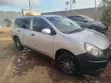 Nissan Advan 2015 Silver - 2