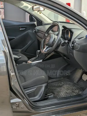 Mazda Demio 2019 Ivory