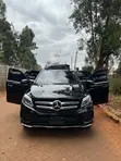 Mercedes-Benz GLE-Class 2018 Nyeusi - 1