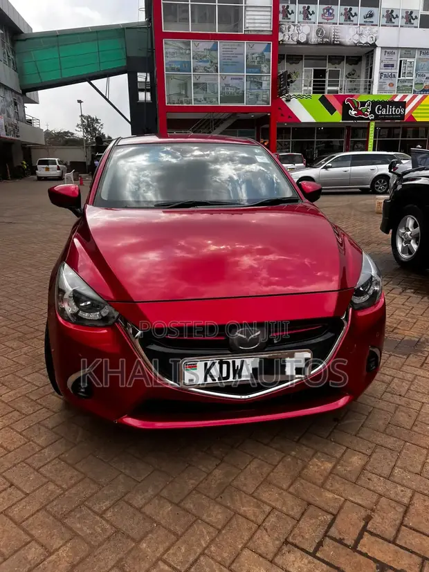 2018 Mazda Demio Red Diesel - 1