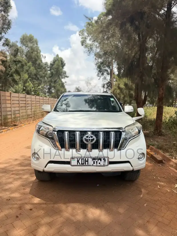 Toyota Land Cruiser Prado 2015 White - 1