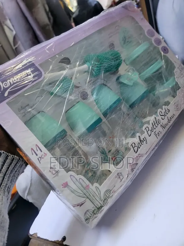 Momeasy Baby Bottle Set for Newborn - Wide Neck - 1