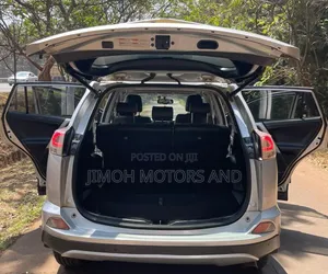 Toyota RAV4 2016 Silver