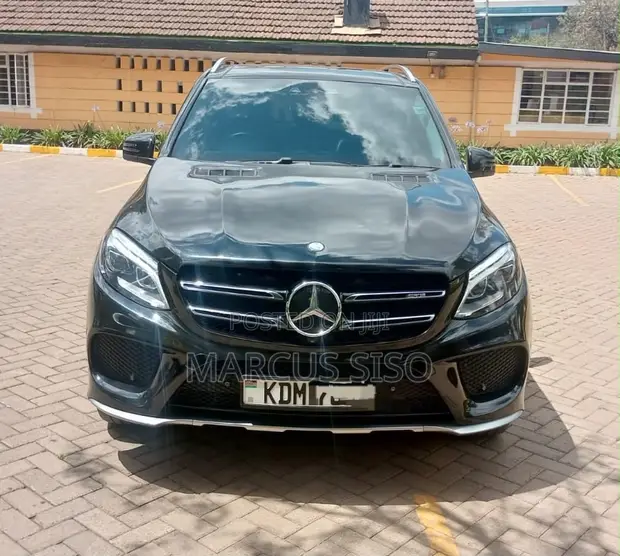 Mercedes-Benz GLE 350d 4MATIC 2016 Black - 1