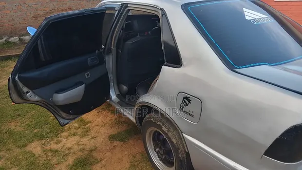 Toyota Sprinter 1995 Silver - 1