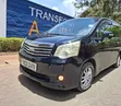 Toyota Noah 2012 - 2