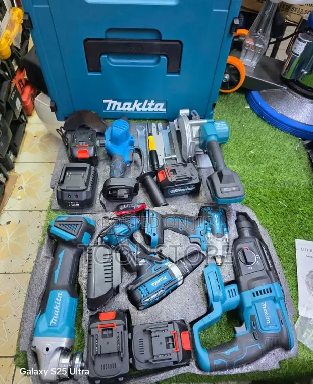 Makita Cordless Power Tool Combo - Professional Workshop Set - 1