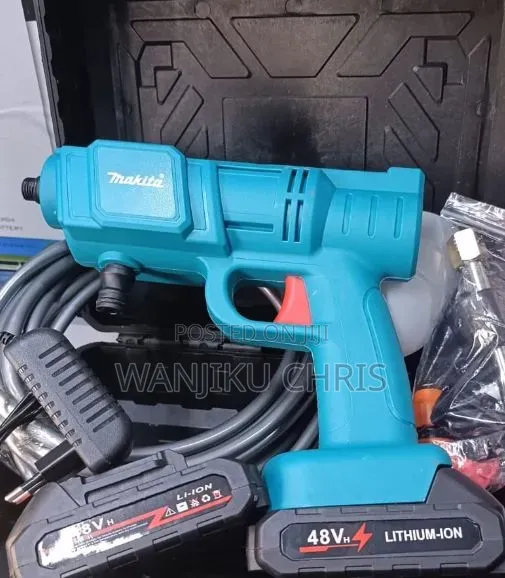 Makita Cordless Car Wash Pressure Washer - 1