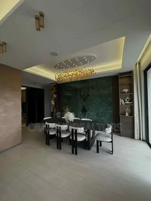 Ghorofa 4-Chumba cha Kulala, Spring Valley, Inauzwa