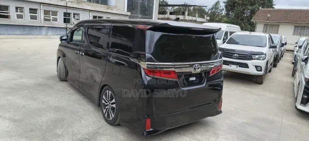 Toyota Vellfire 2019 Black - 1