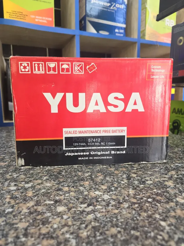 Yuasa DIN74 Car Battery - 74Ah SMF - 1