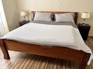 Seti ya Kitanda Executive 6x6 na godoro na meza za kando