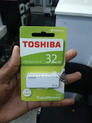 Toshiba TransMemory U203 32GB USB Flash Drive
