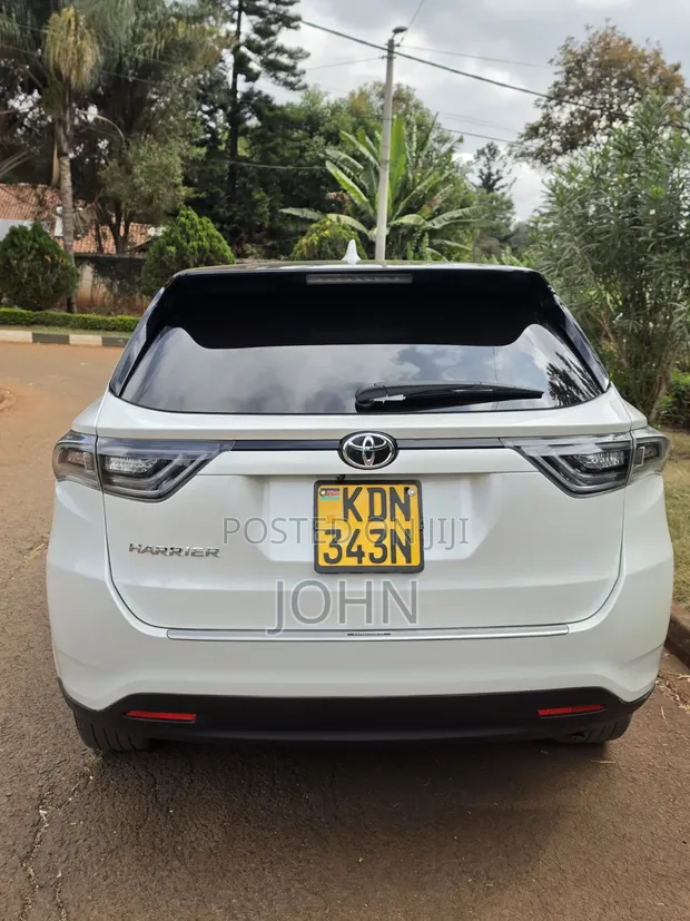 Toyota Harrier 2.0 2016 White - 1